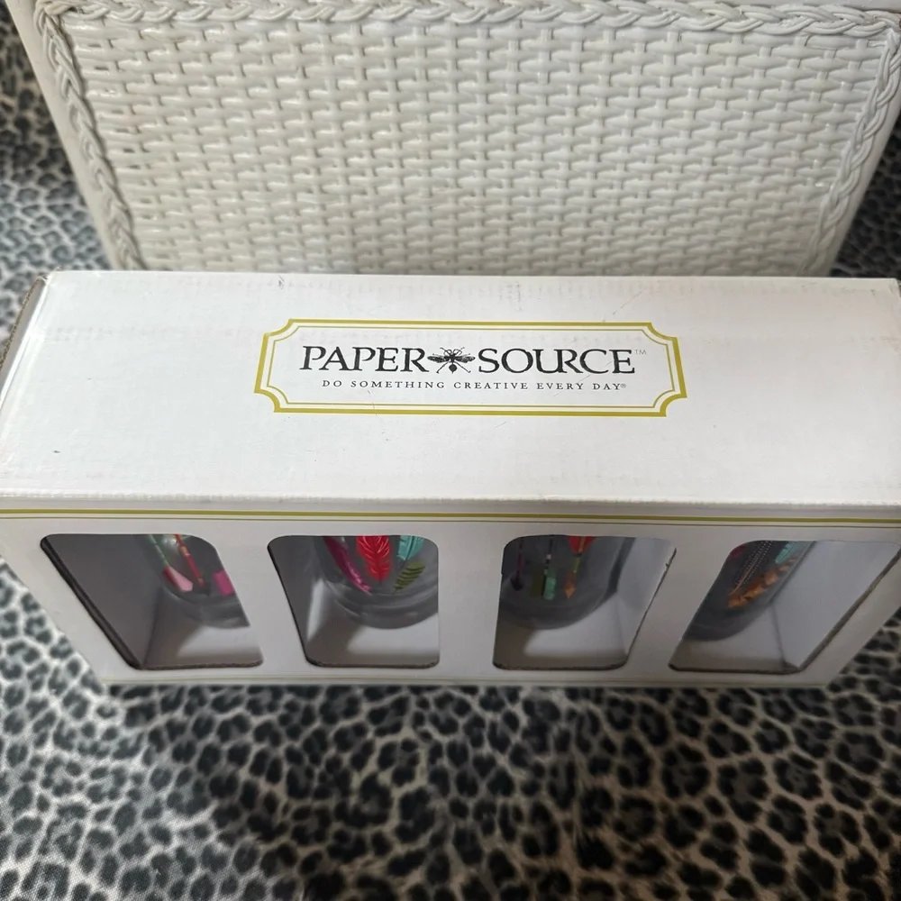 Paper Source Colorful Feather And Arrow 8 oz Glass Set NWT